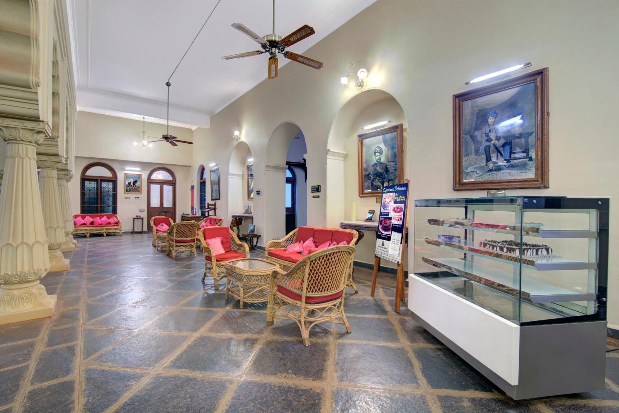 Welcomheritage Shivavilas Palace, Hampi Hospet Eksteriør billede
